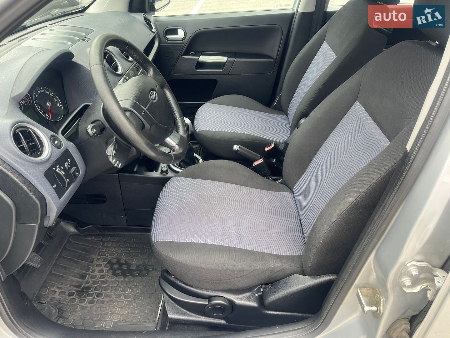 Ford Fusion 2010 VIN WF0UXXGAJUAB76222 фото оголошення 11 з 31