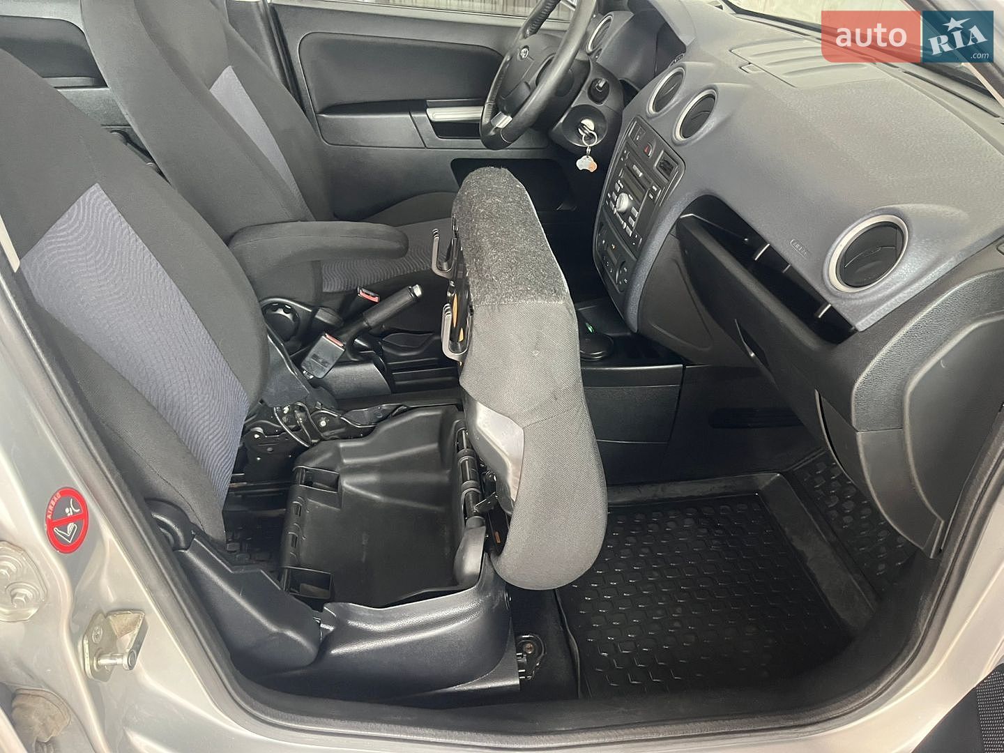 Ford Fusion 2010 VIN WF0UXXGAJUAB76222 фото оголошення 21 з 31