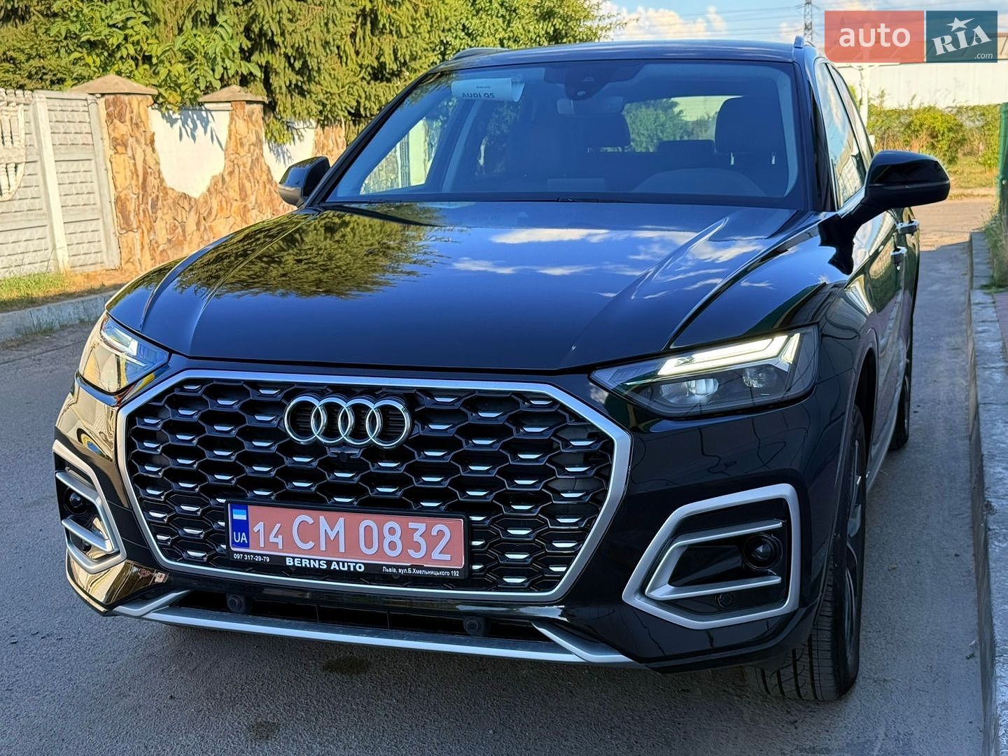 Audi Q5 2020 VIN WA1ANAFY8L2072351 фото оголошення 3 з 78
