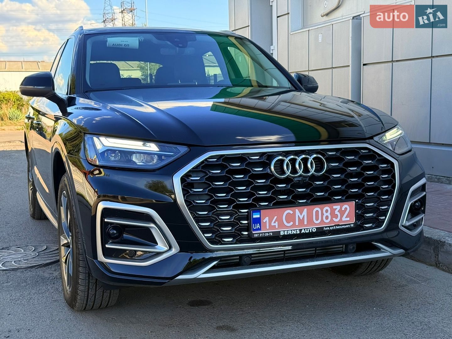 Audi Q5 2020 VIN WA1ANAFY8L2072351 фото оголошення 6 з 78