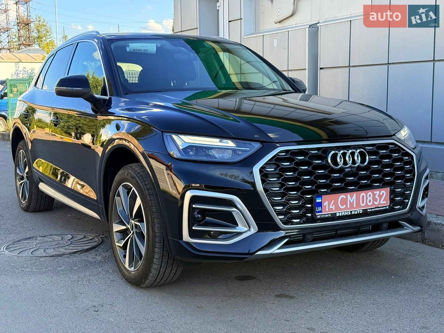 Audi Q5 2020 VIN WA1ANAFY8L2072351 фото оголошення 8 з 78