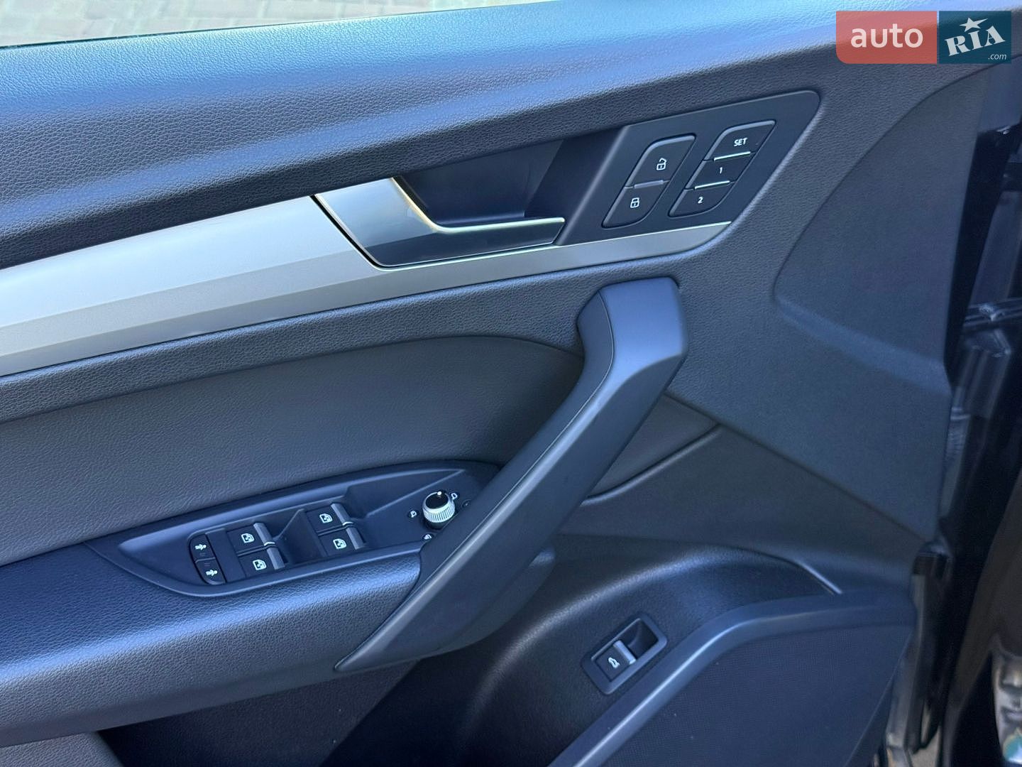 Audi Q5 2020 VIN WA1ANAFY8L2072351 фото оголошення 23 з 78