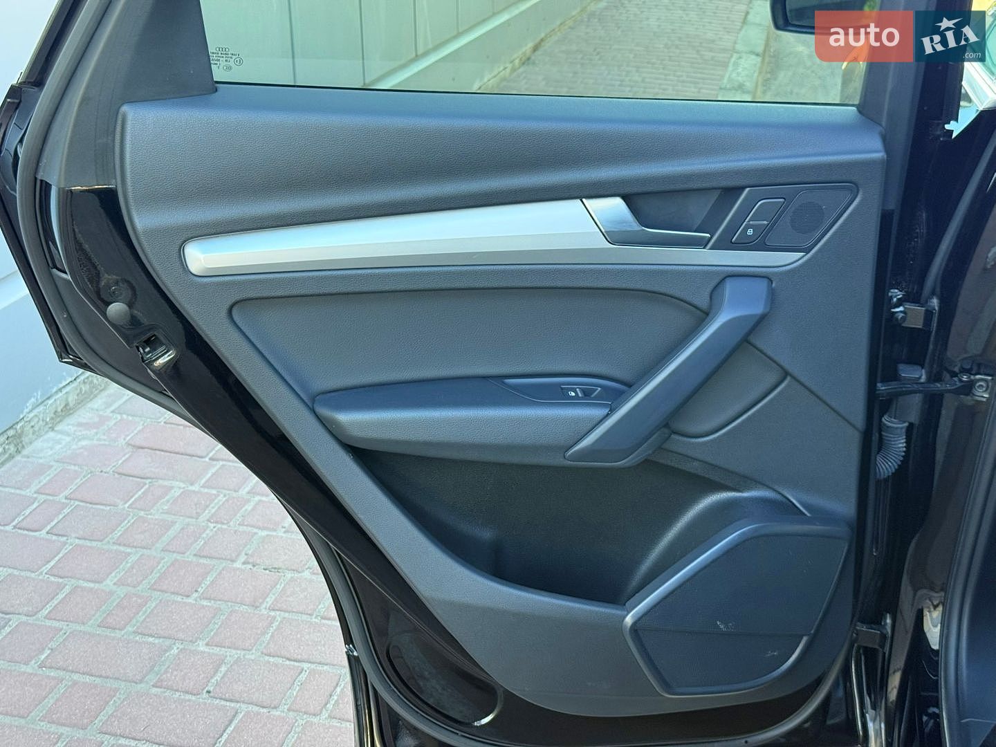 Audi Q5 2020 VIN WA1ANAFY8L2072351 фото оголошення 30 з 78