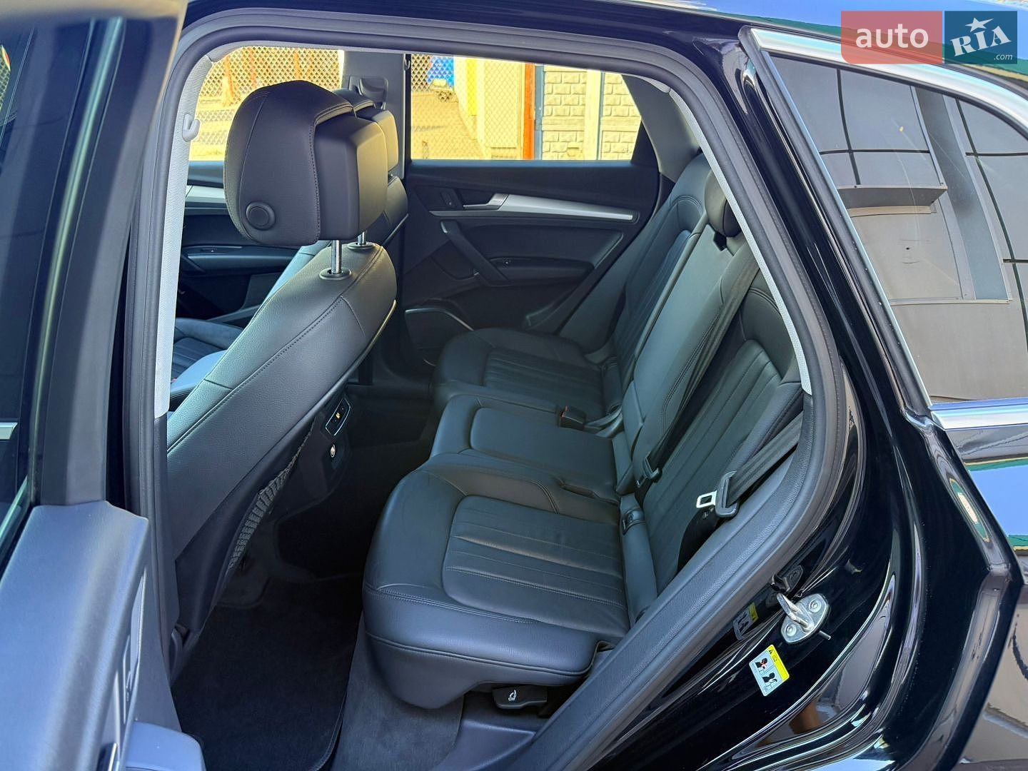Audi Q5 2020 VIN WA1ANAFY8L2072351 фото оголошення 32 з 78