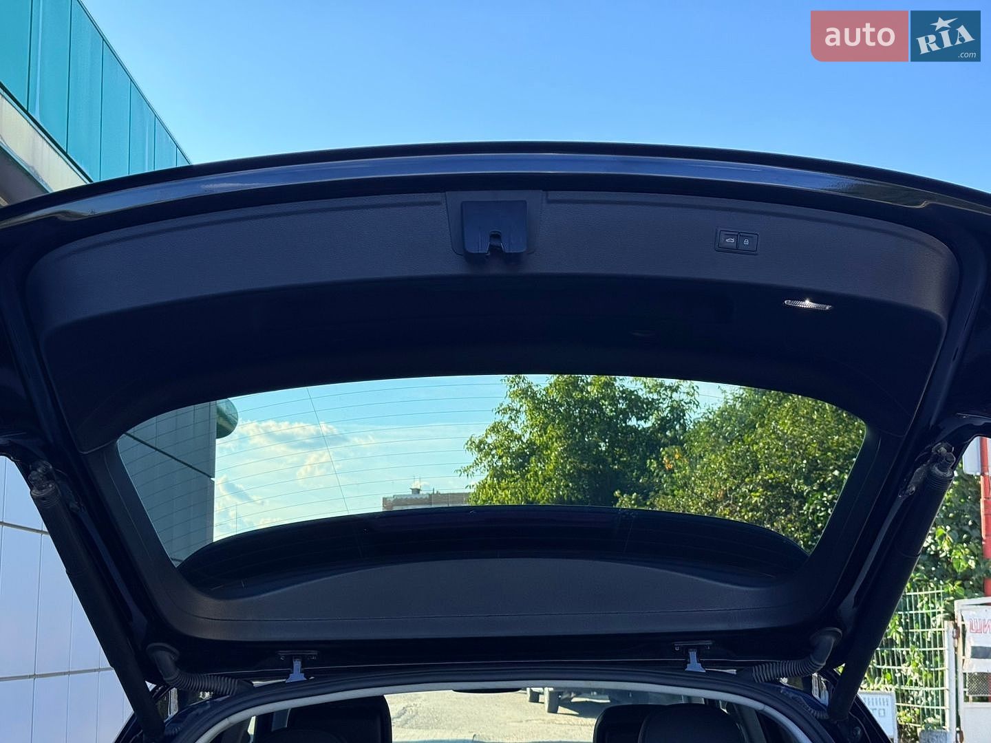 Audi Q5 2020 VIN WA1ANAFY8L2072351 фото оголошення 35 з 78