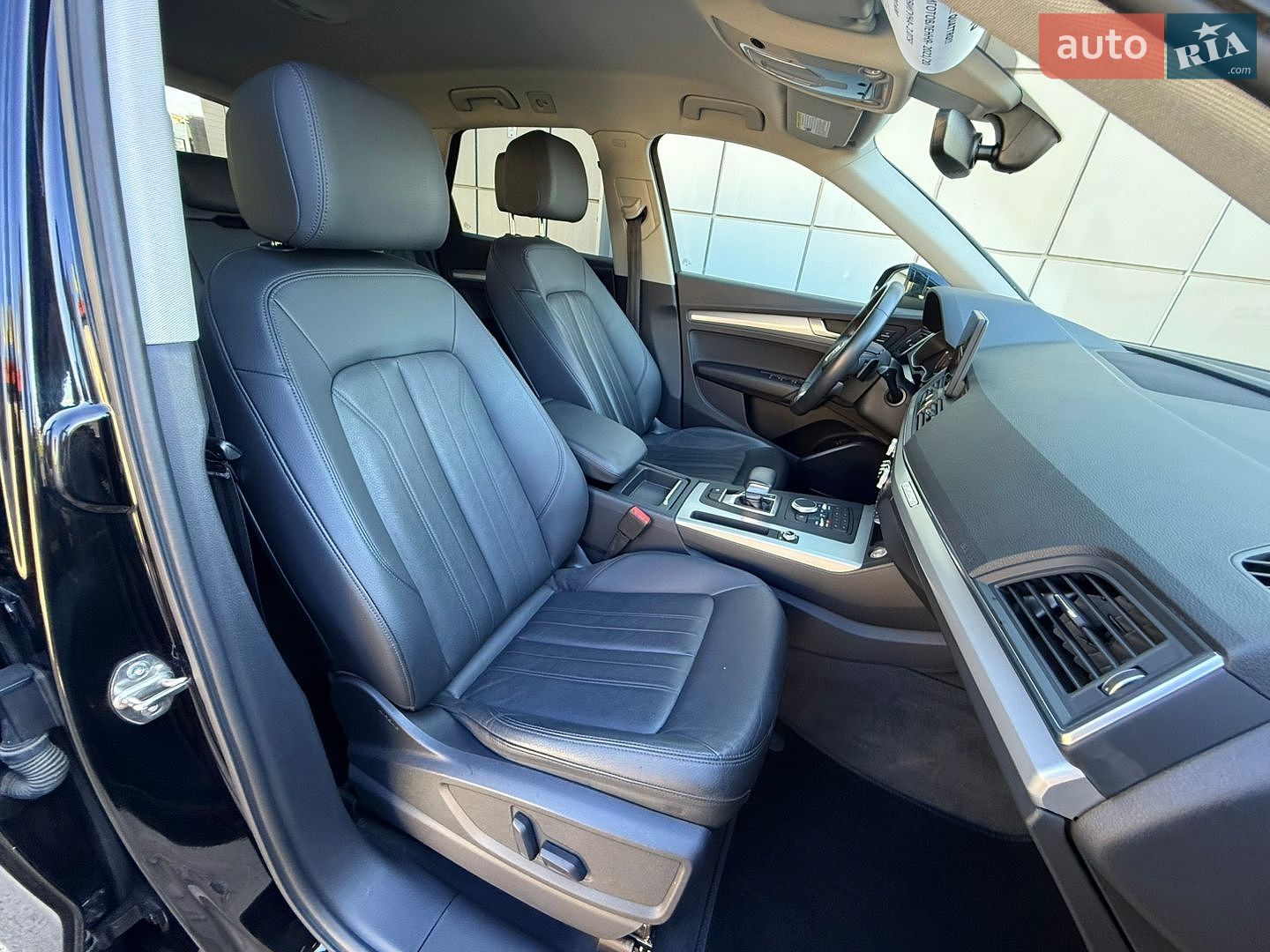 Audi Q5 2020 VIN WA1ANAFY8L2072351 фото оголошення 49 з 78