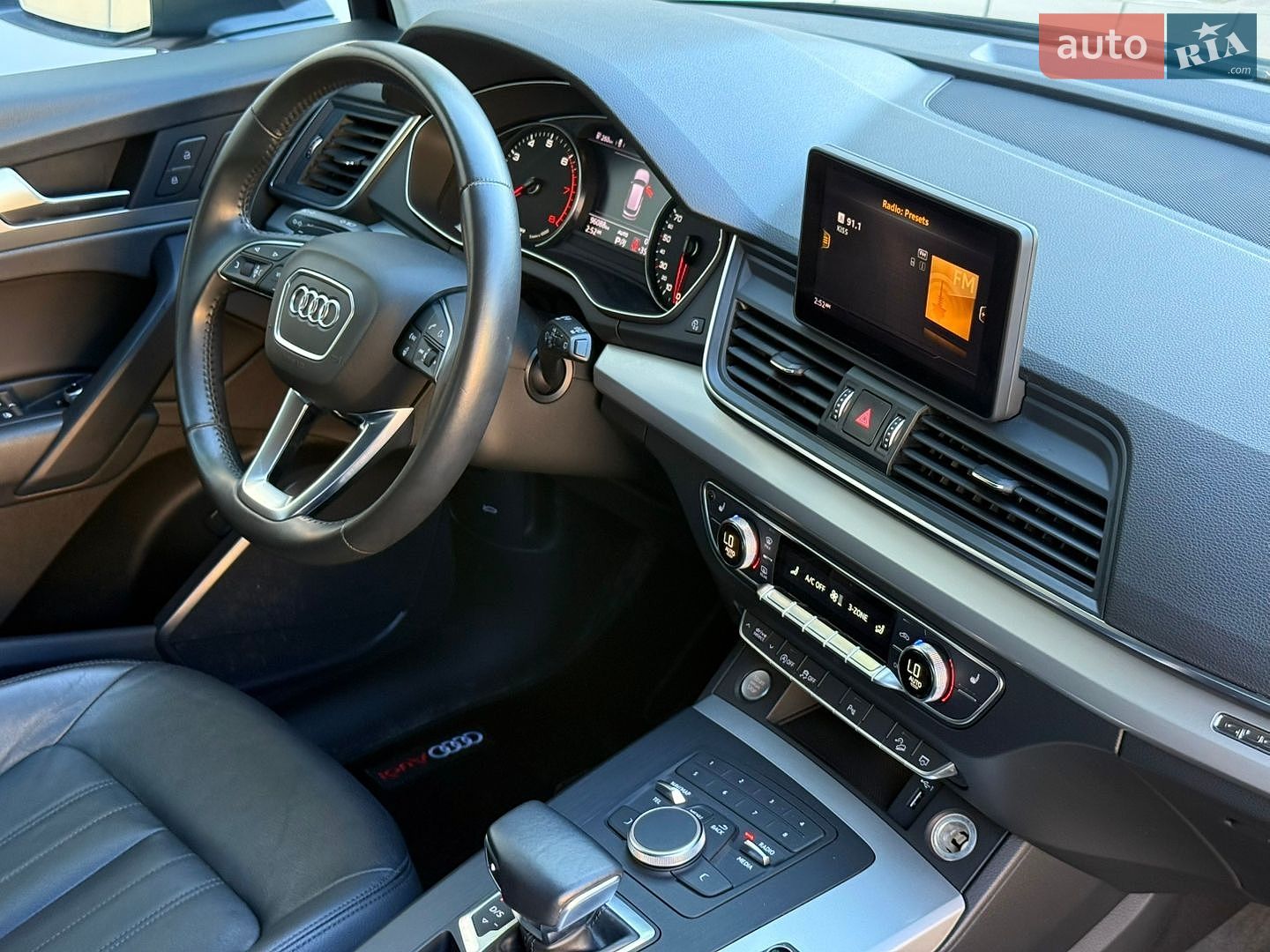 Audi Q5 2020 VIN WA1ANAFY8L2072351 фото оголошення 50 з 78