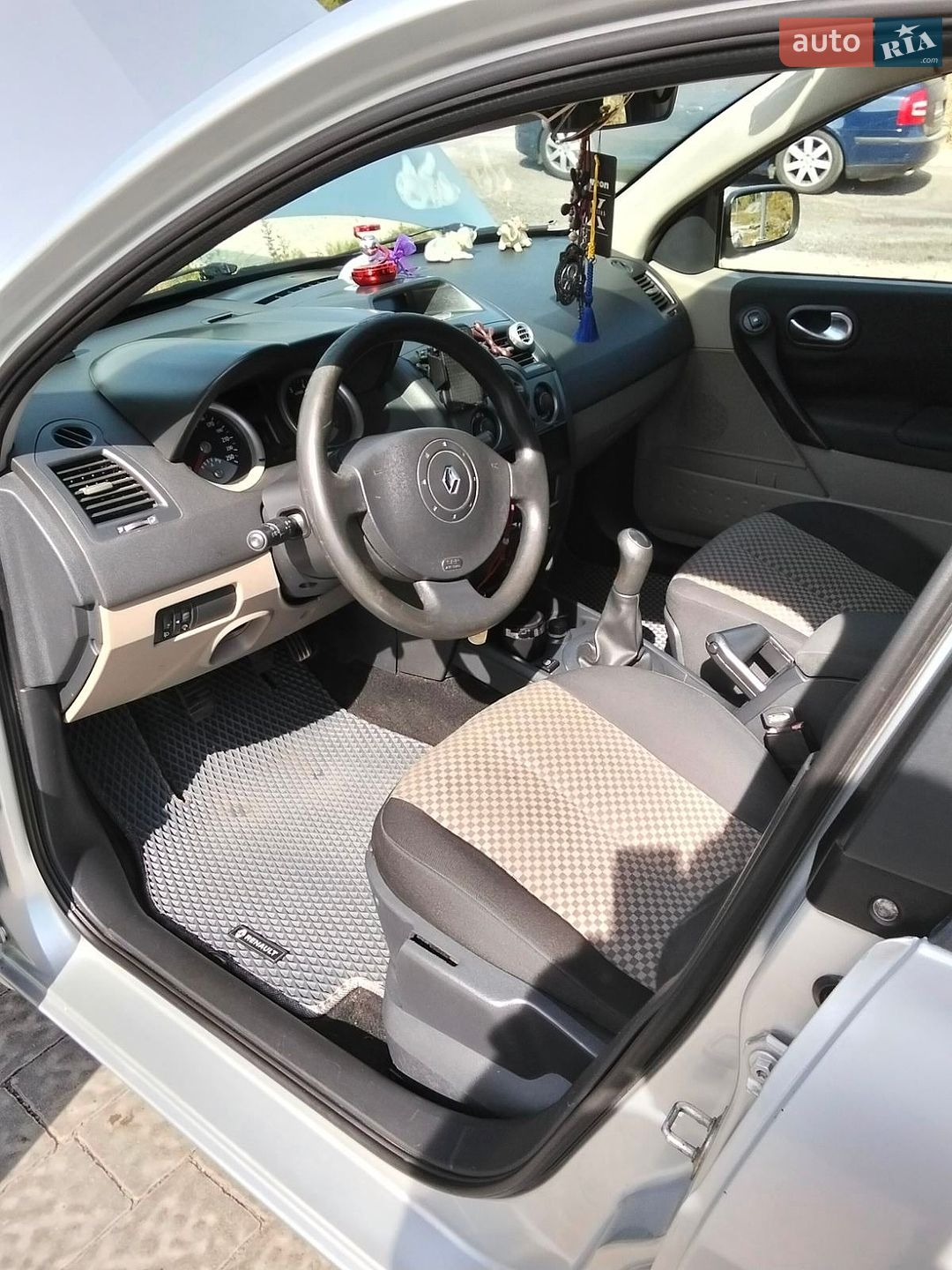 Renault Megane 2004 VIN VF1LM0C0H33073076 фото оголошення 7 з 18