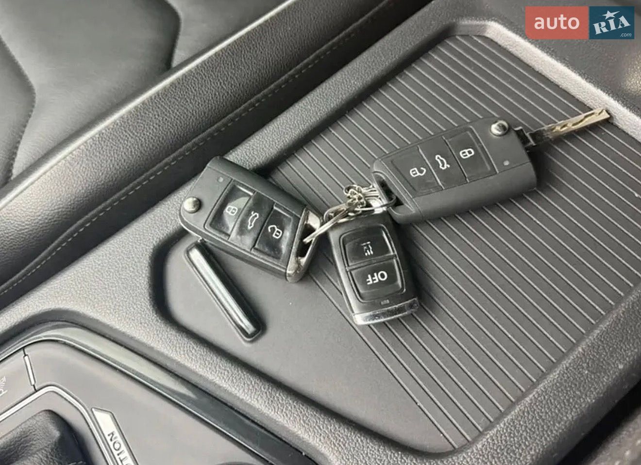 Volkswagen Tiguan 2017 VIN WVGZZZ5NZHW439444 фото оголошення 7 з 10