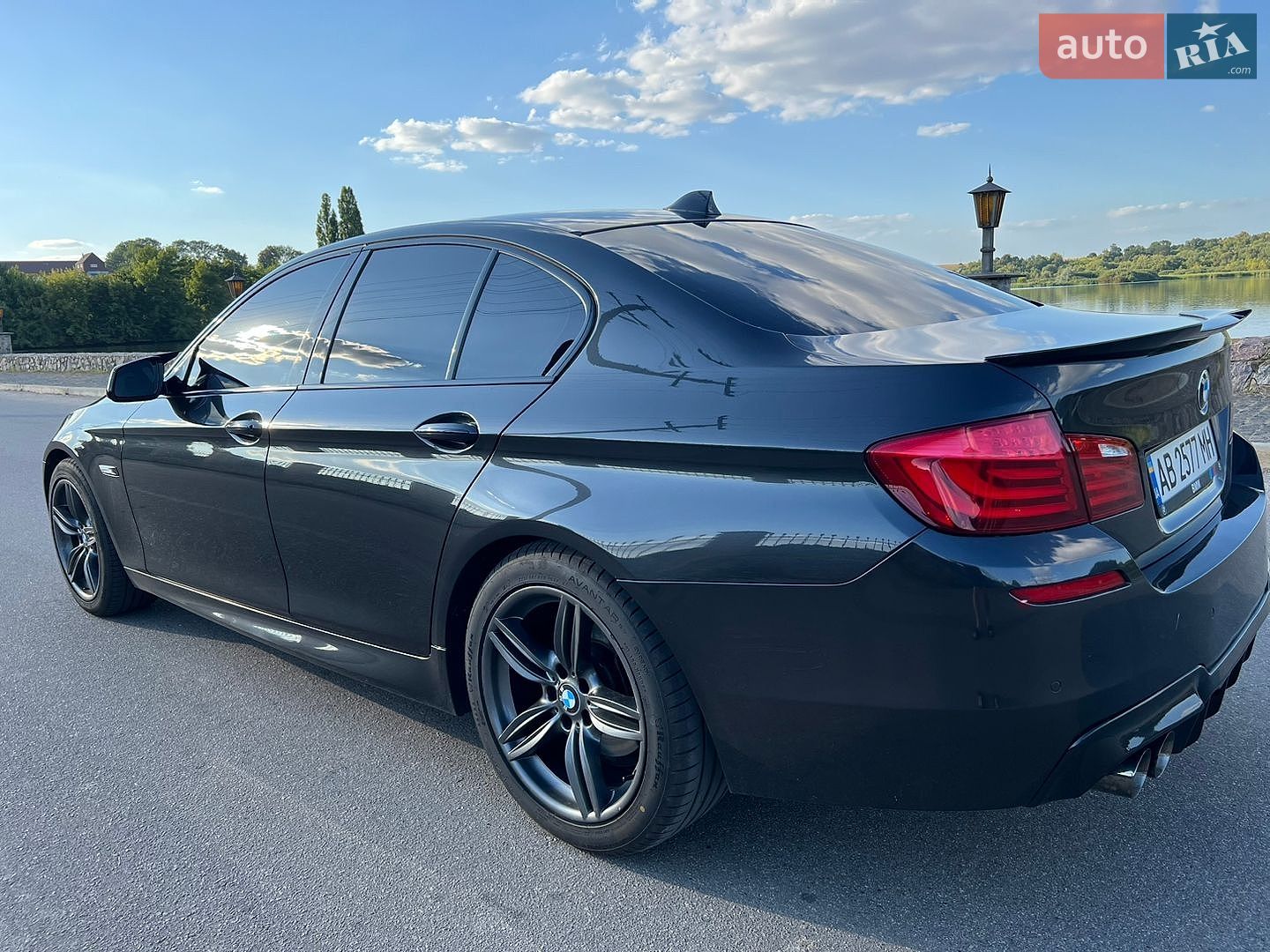 BMW 5 Series 2012 VIN WBAXA11080DX23018 фото оголошення 12 з 23