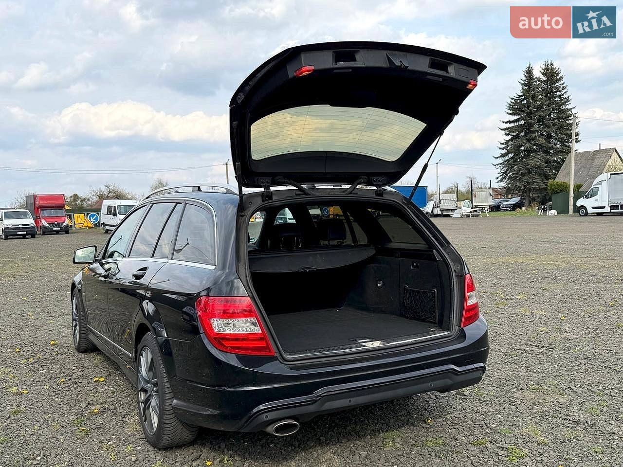 Mercedes-Benz C-Class 2014 VIN WDD2042011G307479 фото оголошення 14 з 19