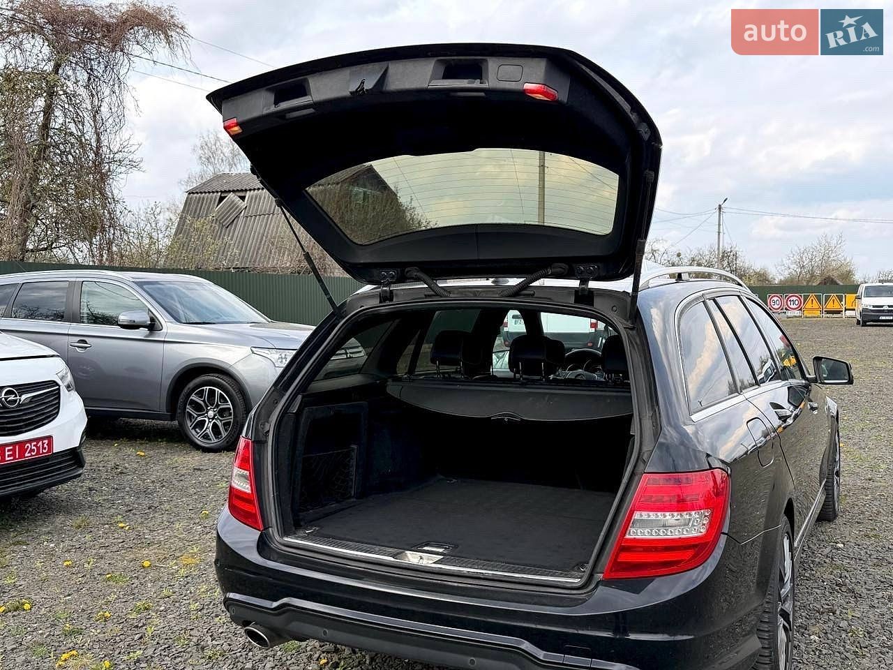 Mercedes-Benz C-Class 2014 VIN WDD2042011G307479 фото оголошення 19 з 19