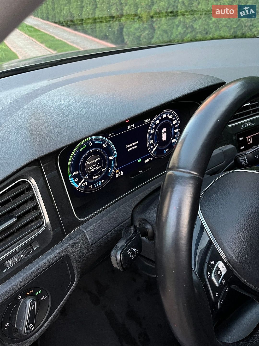Volkswagen e-Golf 2018 VIN WVWZZZAUZJW909723 фото оголошення 18 з 22