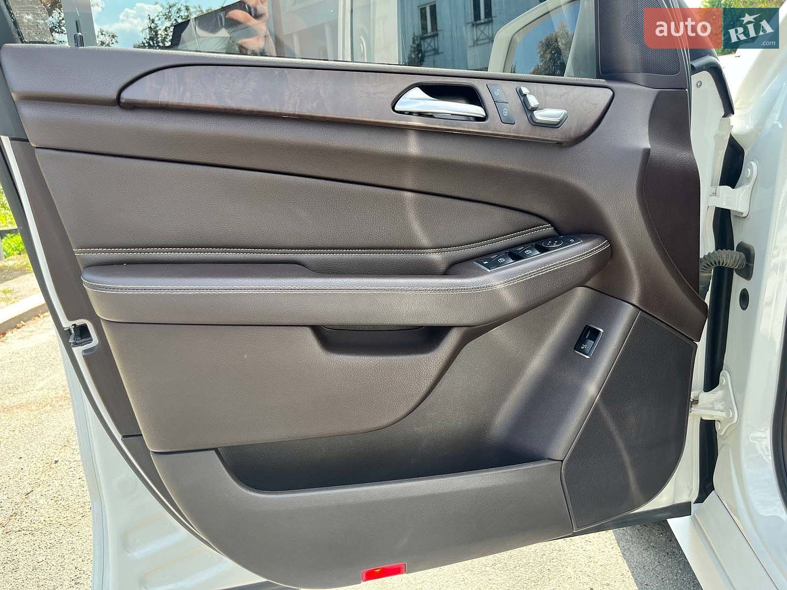 Mercedes-Benz GLE-Class 2016 VIN WDC1660041A808051 фото оголошення 14 з 31
