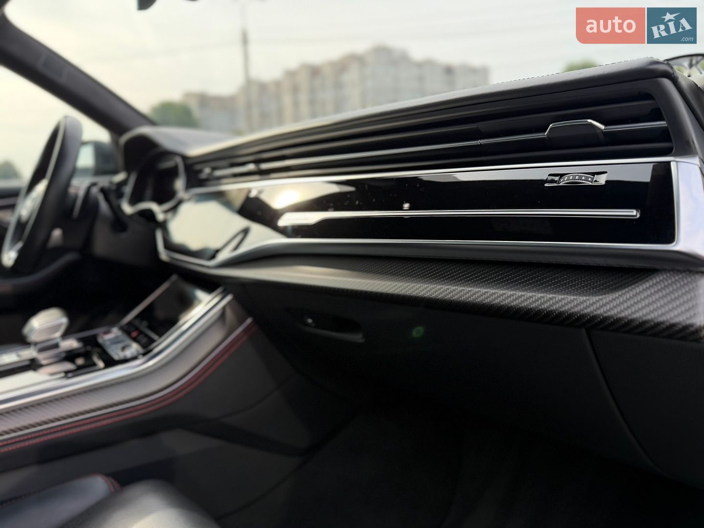 Audi RS Q8 2020 VIN WUAZZZF1XMD001174 фото оголошення 20 з 43