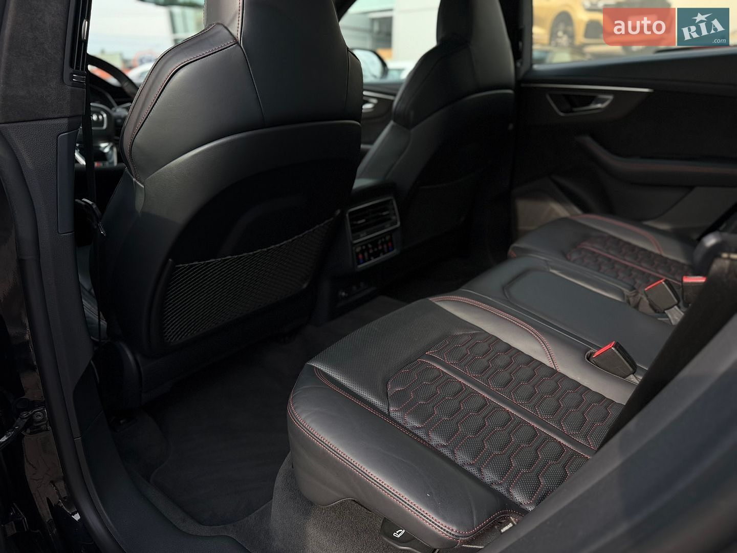 Audi RS Q8 2020 VIN WUAZZZF1XMD001174 фото оголошення 28 з 43