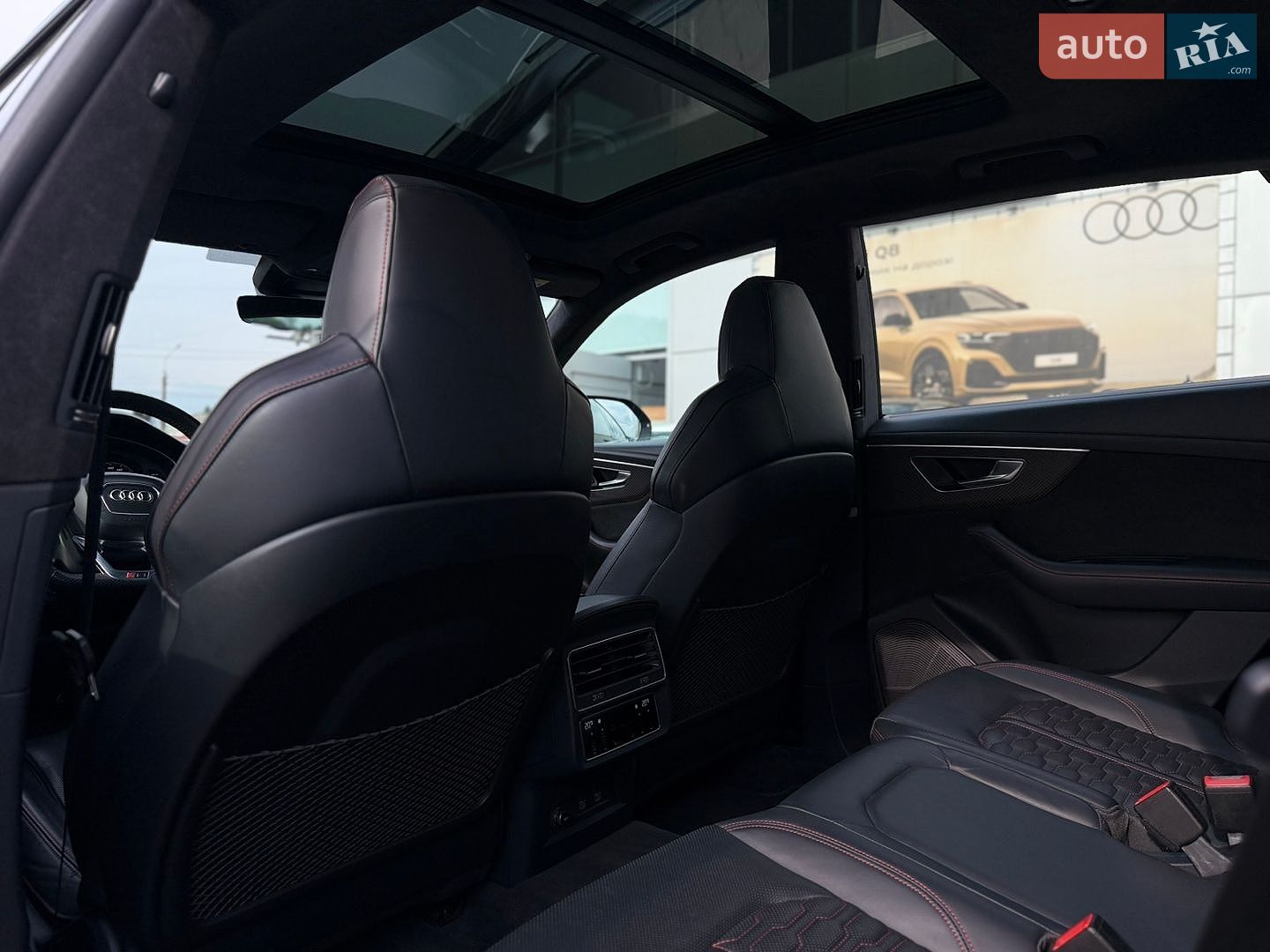 Audi RS Q8 2020 VIN WUAZZZF1XMD001174 фото оголошення 29 з 43