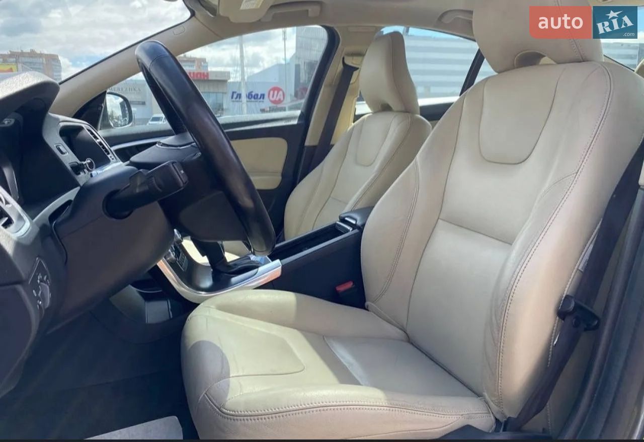 Volvo S60 2016 VIN YV126MFK8G2411095 фото оголошення 28 з 28