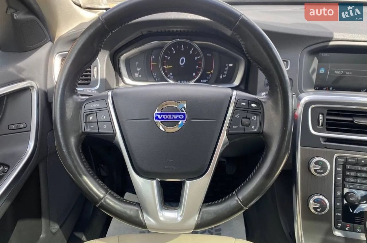 Volvo S60 2016 VIN YV126MFK8G2411095 фото оголошення 22 з 28
