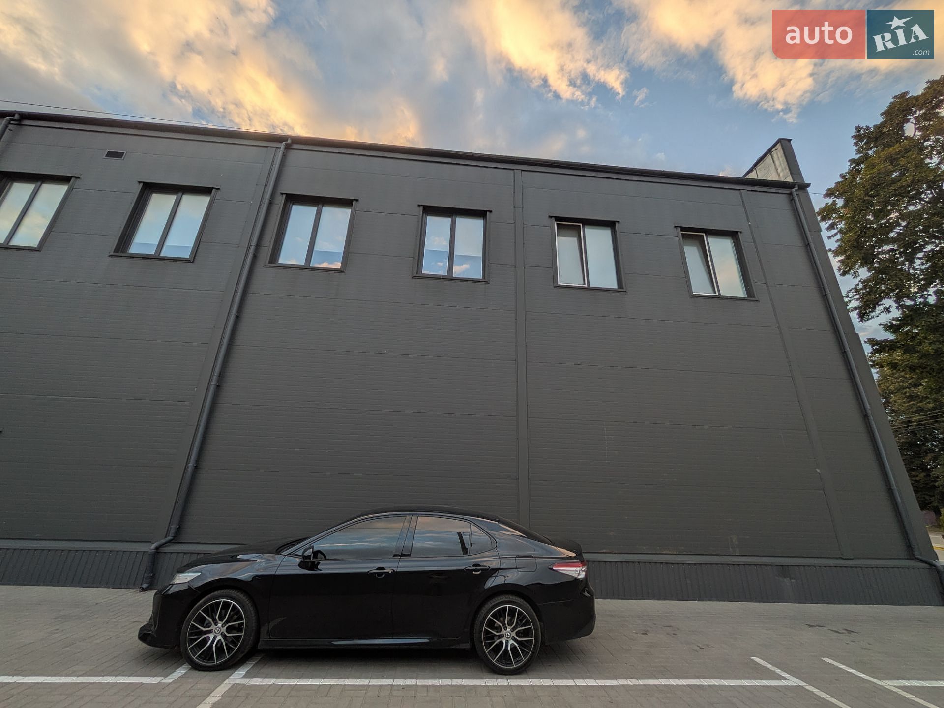 TOYOTA CAMRY 2018 VIN JTNBF3HK503004215 фото оголошення 7 з 18