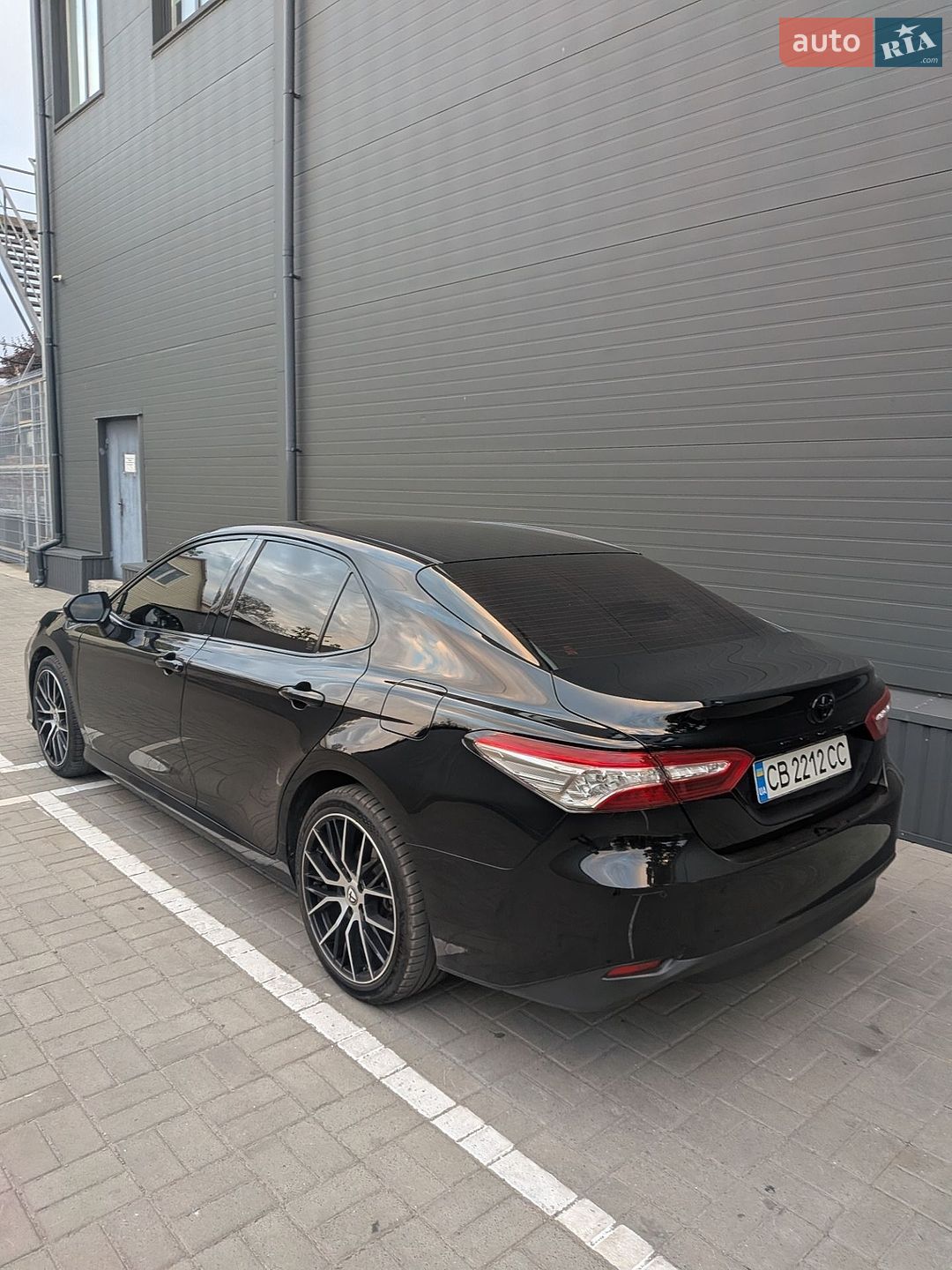 TOYOTA CAMRY 2018 VIN JTNBF3HK503004215 фото оголошення 8 з 18