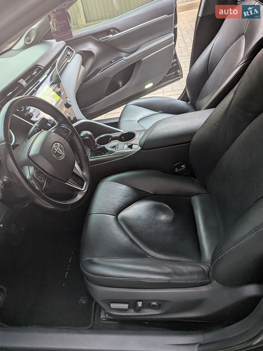 TOYOTA CAMRY 2018 VIN JTNBF3HK503004215 фото оголошення 14 з 18