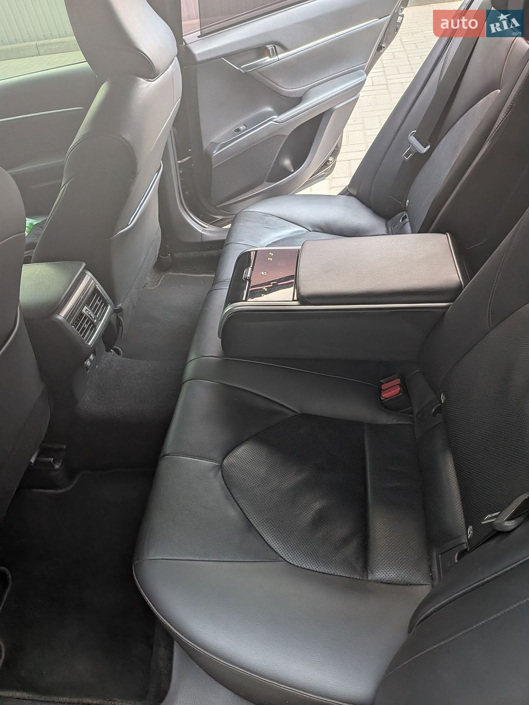 TOYOTA CAMRY 2018 VIN JTNBF3HK503004215 фото оголошення 16 з 18