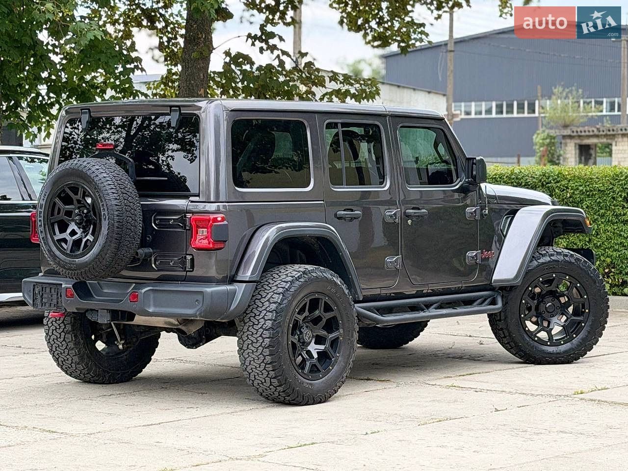 Jeep Wrangler 2018 VIN 1C4HJXFG5JW176831 фото оголошення 3 з 83
