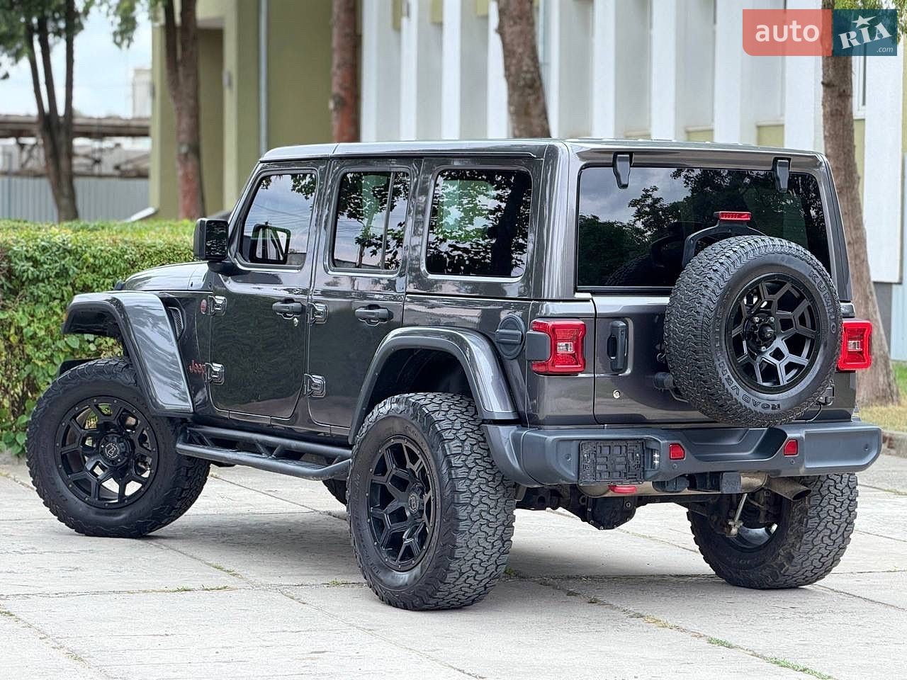 Jeep Wrangler 2018 VIN 1C4HJXFG5JW176831 фото оголошення 26 з 83