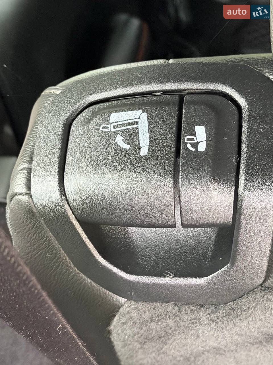 Jeep Wrangler 2018 VIN 1C4HJXFG5JW176831 фото оголошення 59 з 83