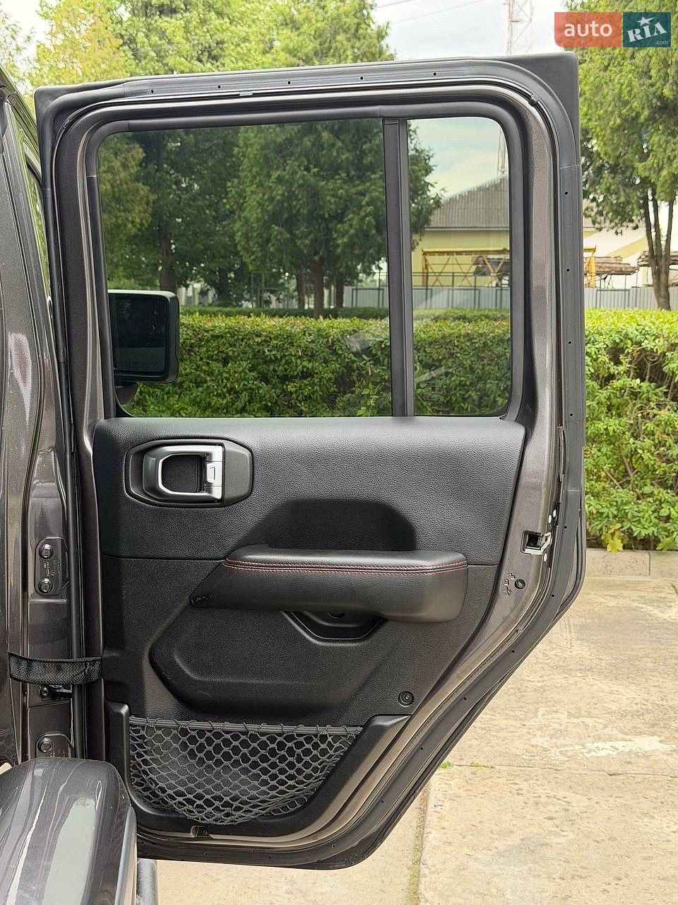 Jeep Wrangler 2018 VIN 1C4HJXFG5JW176831 фото оголошення 61 з 83