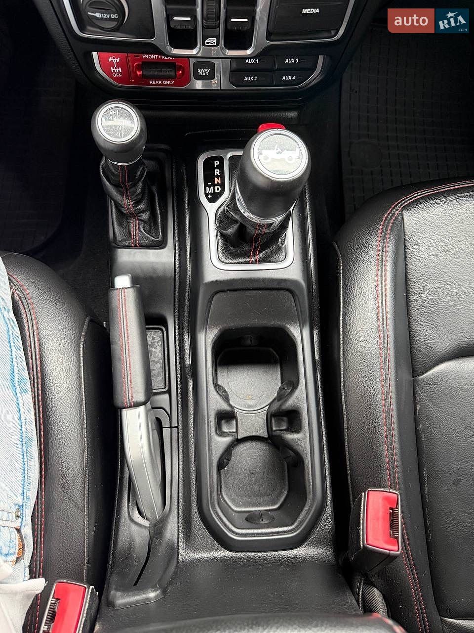 Jeep Wrangler 2018 VIN 1C4HJXFG5JW176831 фото оголошення 79 з 83