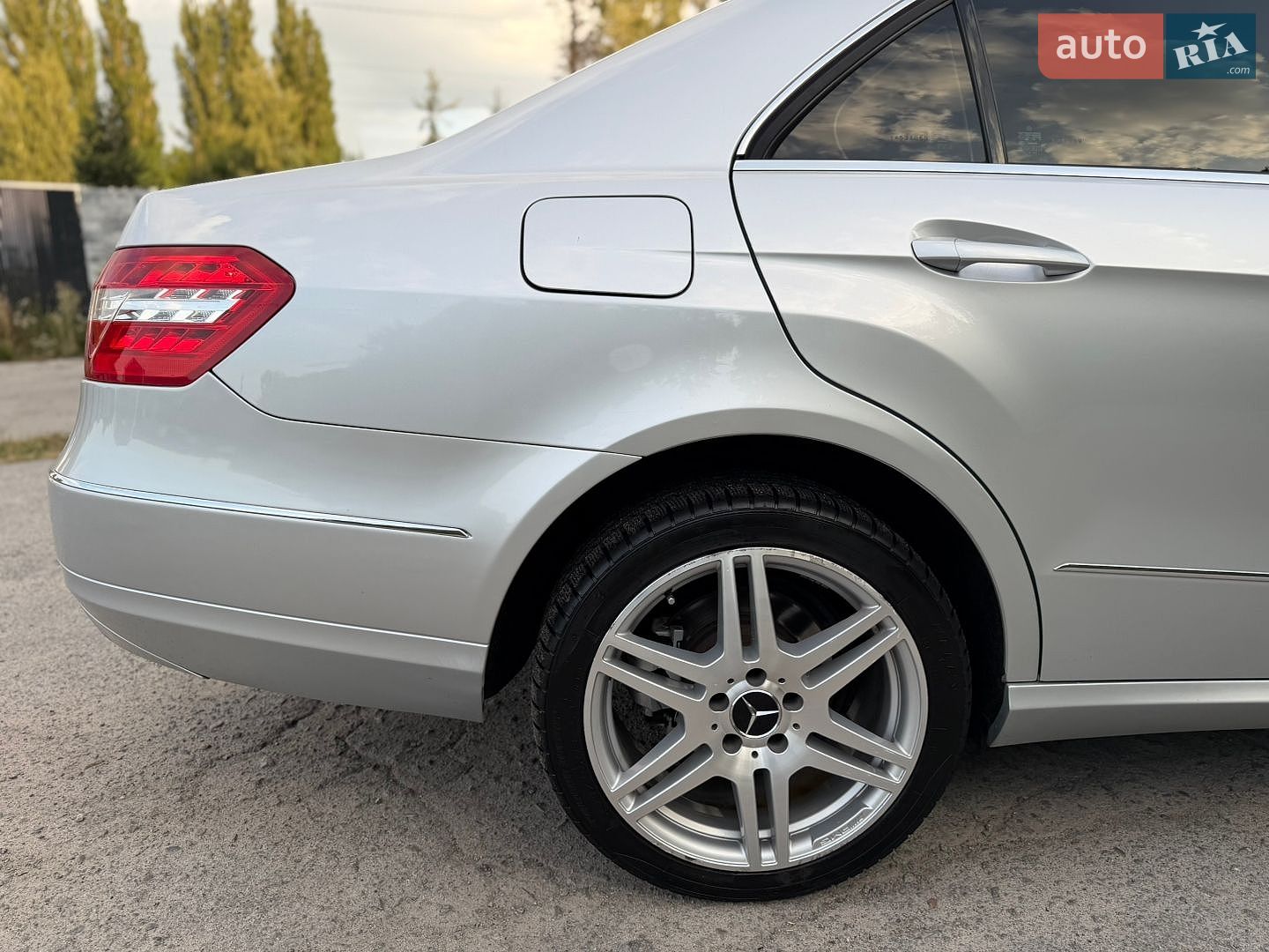 Mercedes-Benz E-Class 2011 VIN WDD2120021A531059 фото оголошення 31 з 83