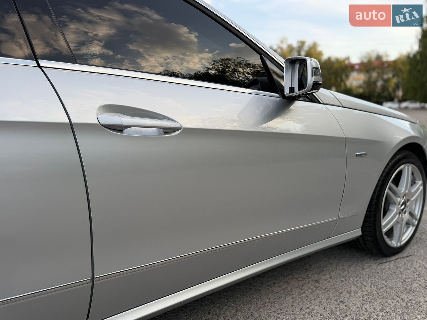 Mercedes-Benz E-Class 2011 VIN WDD2120021A531059 фото оголошення 34 з 83
