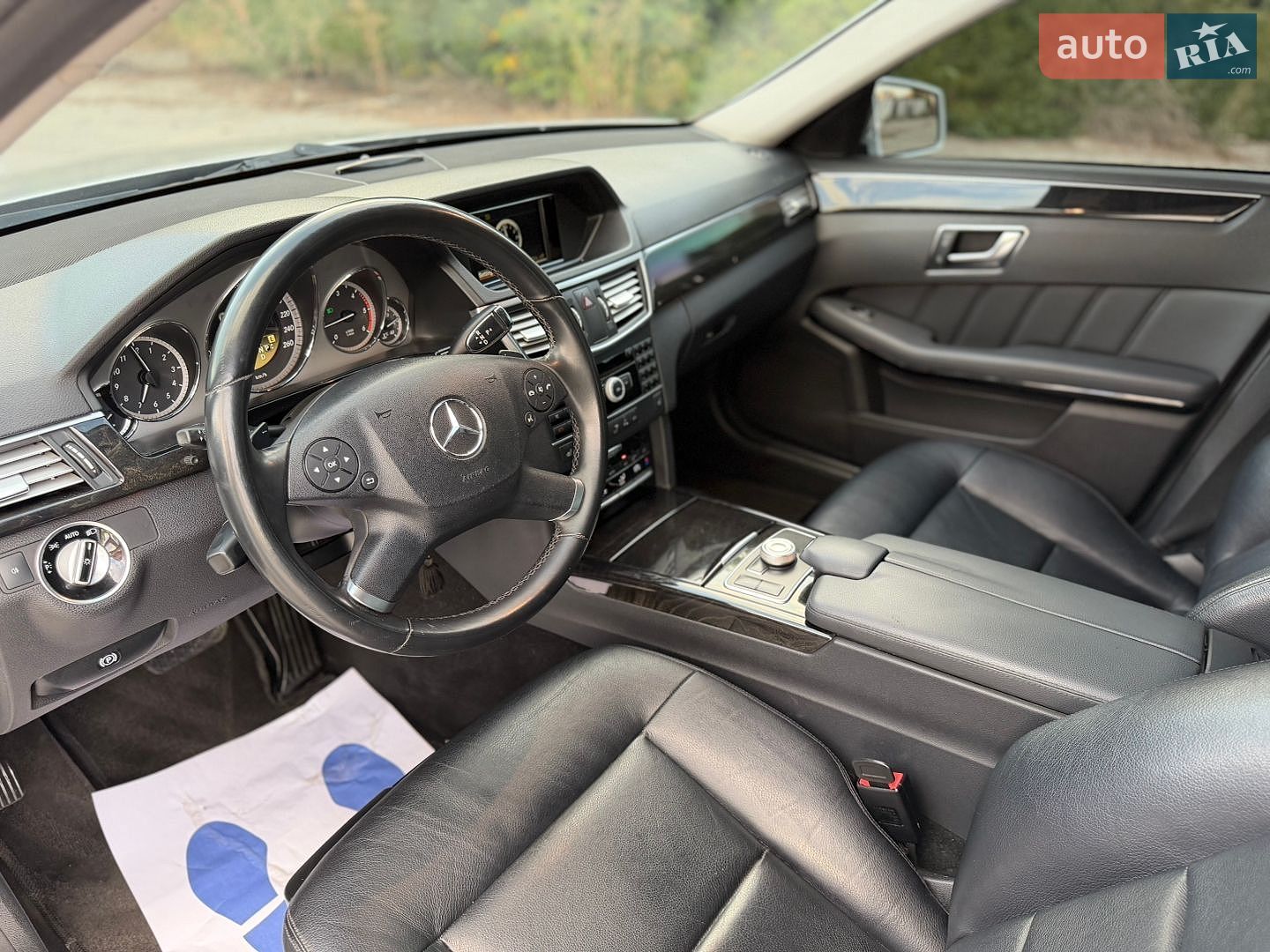 Mercedes-Benz E-Class 2011 VIN WDD2120021A531059 фото оголошення 39 з 83