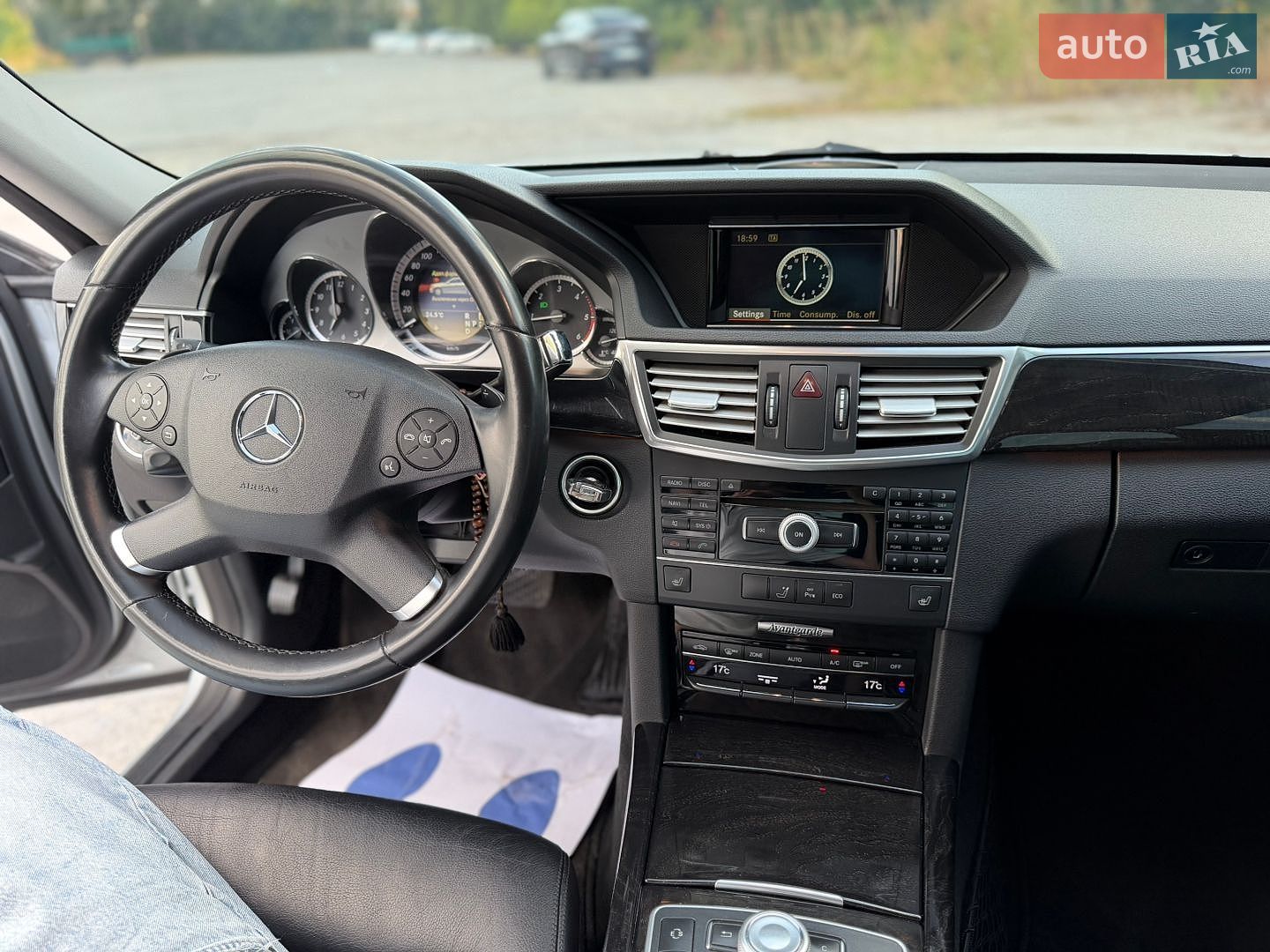 Mercedes-Benz E-Class 2011 VIN WDD2120021A531059 фото оголошення 54 з 83