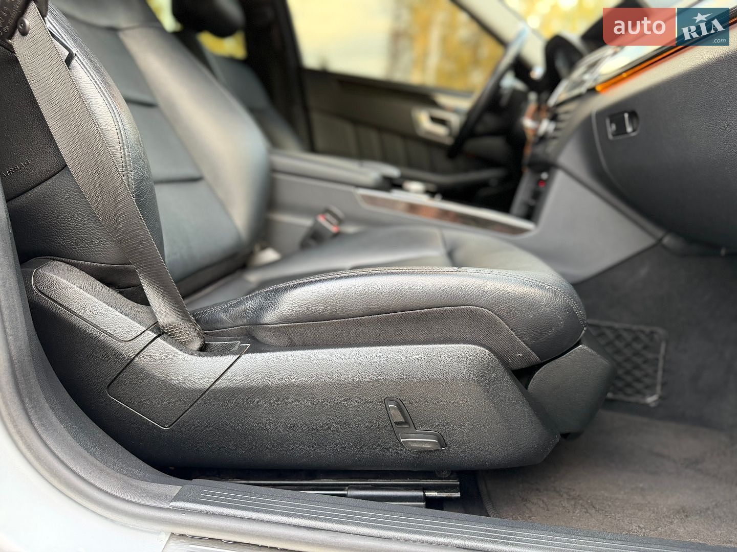 Mercedes-Benz E-Class 2011 VIN WDD2120021A531059 фото оголошення 73 з 83
