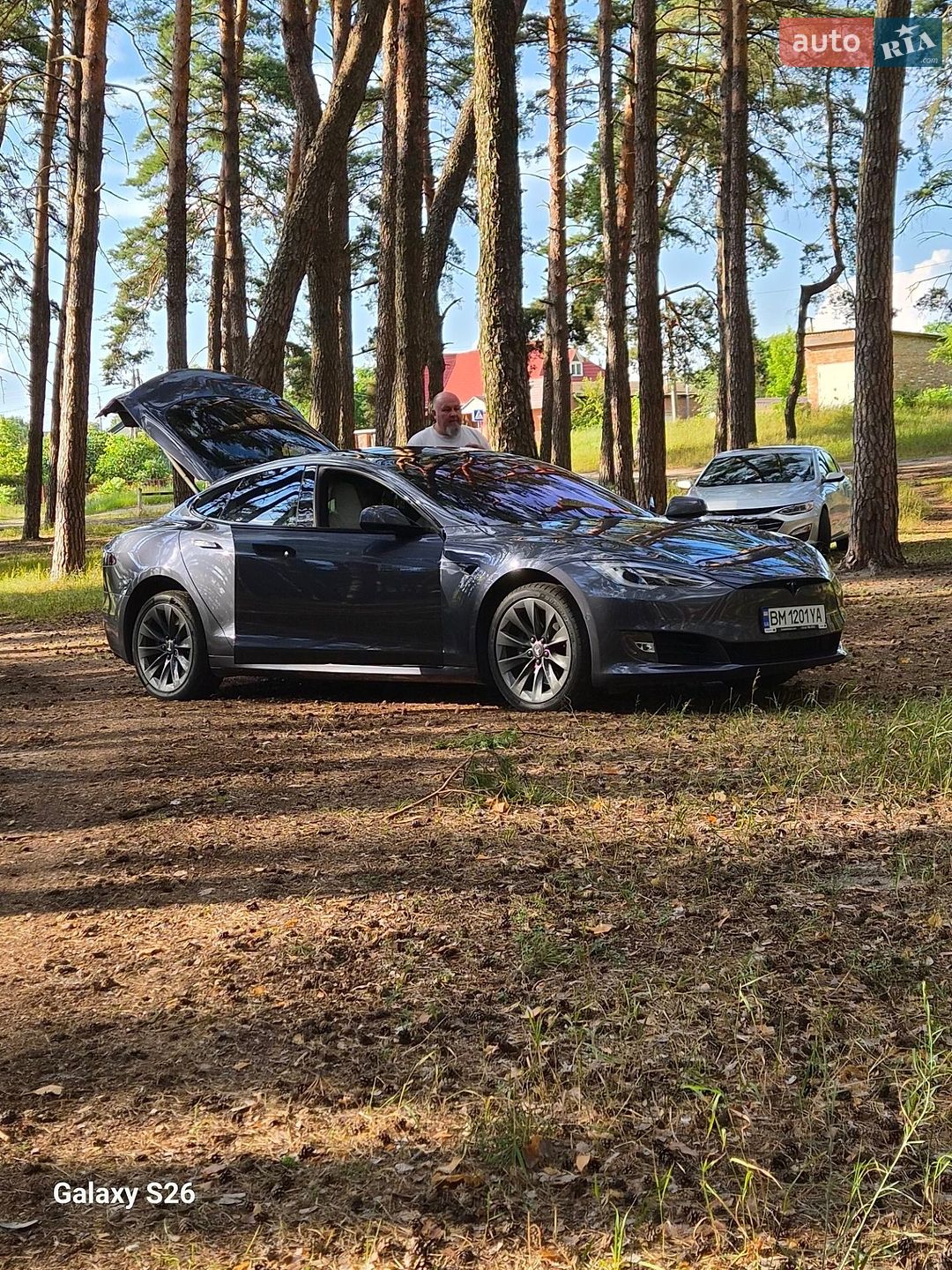 Tesla Model S 2019 VIN 5YJSA1E21KF306103 фото оголошення 23 з 25