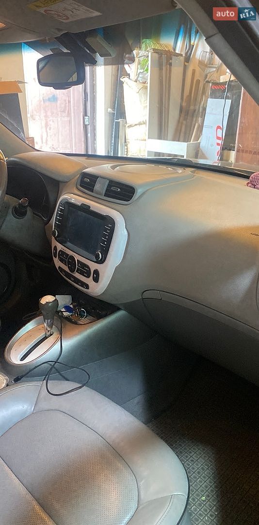 Kia Soul 2015 VIN KNAJX81EFG7010771 фото оголошення 7 з 16