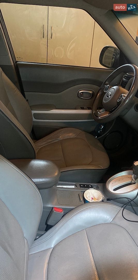 Kia Soul 2015 VIN KNAJX81EFG7010771 фото оголошення 8 з 16
