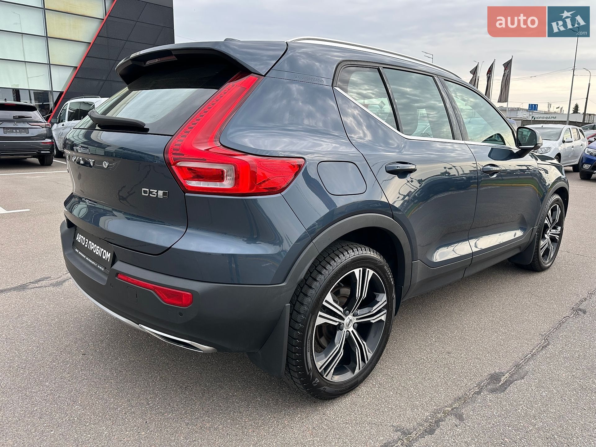 Volvo XC40 2019 VIN YV1XZ72BCK2147218 фото оголошення 8 з 39
