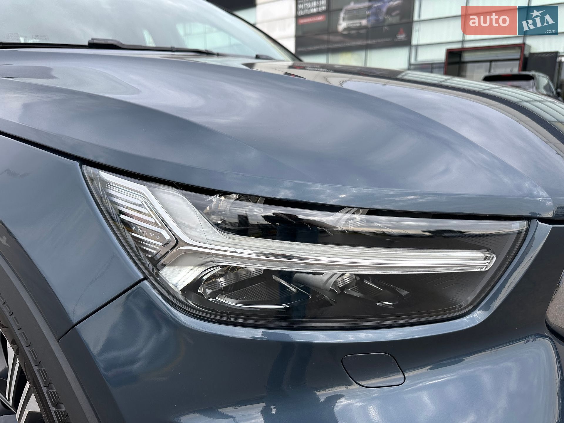 Volvo XC40 2019 VIN YV1XZ72BCK2147218 фото оголошення 14 з 39