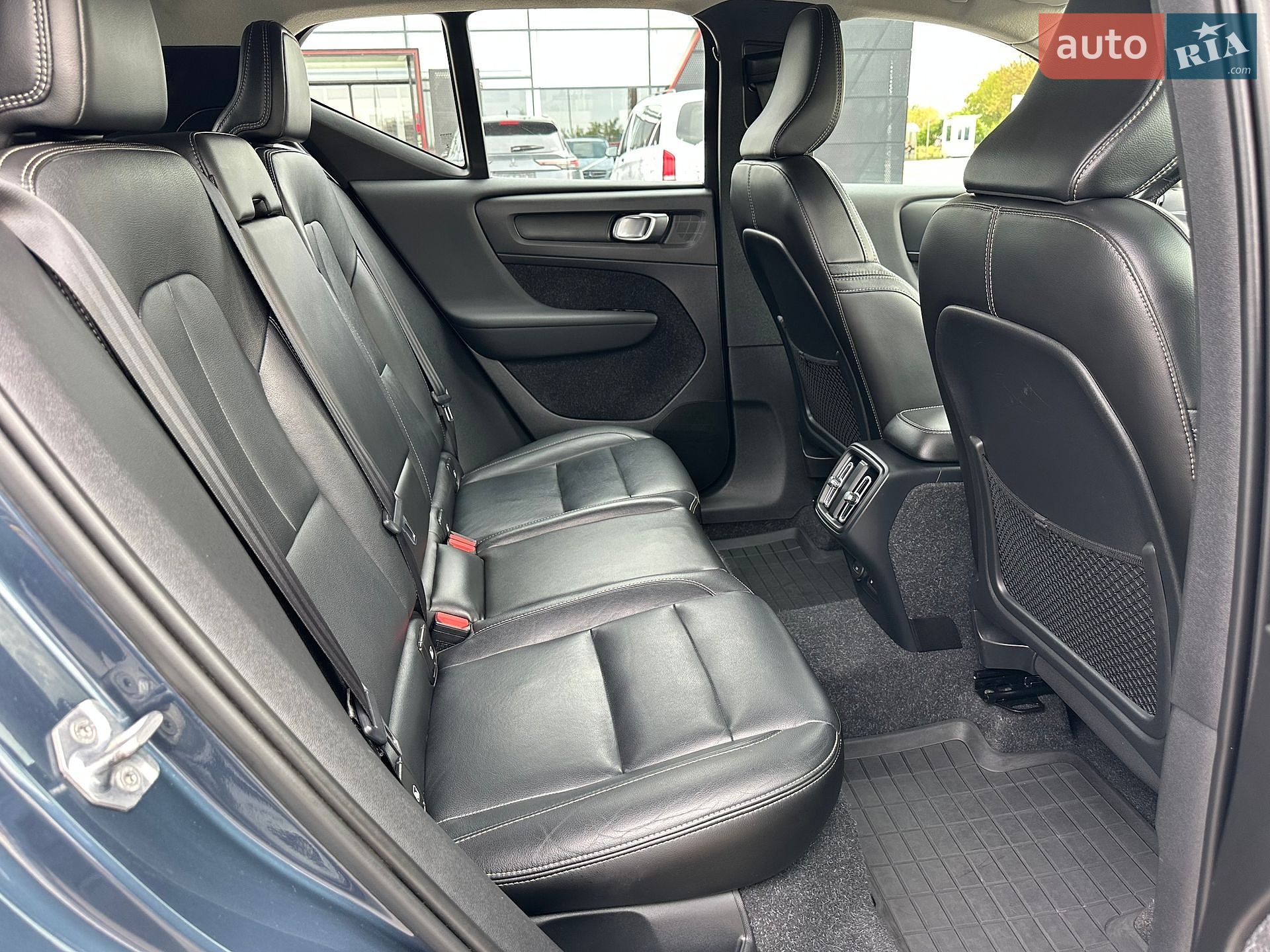 Volvo XC40 2019 VIN YV1XZ72BCK2147218 фото оголошення 37 з 39