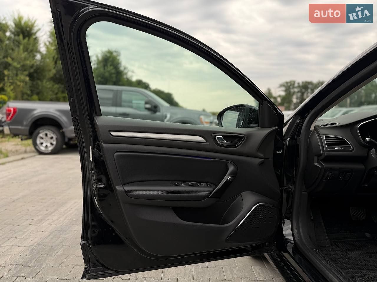 Renault Megane 2018 VIN VF1RFB00159804178 фото оголошення 23 з 47