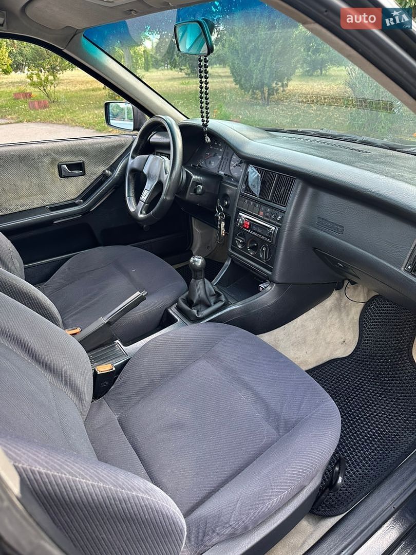 Audi 80 1992 VIN WAUZZZ8CZNA107977 фото оголошення 13 з 17
