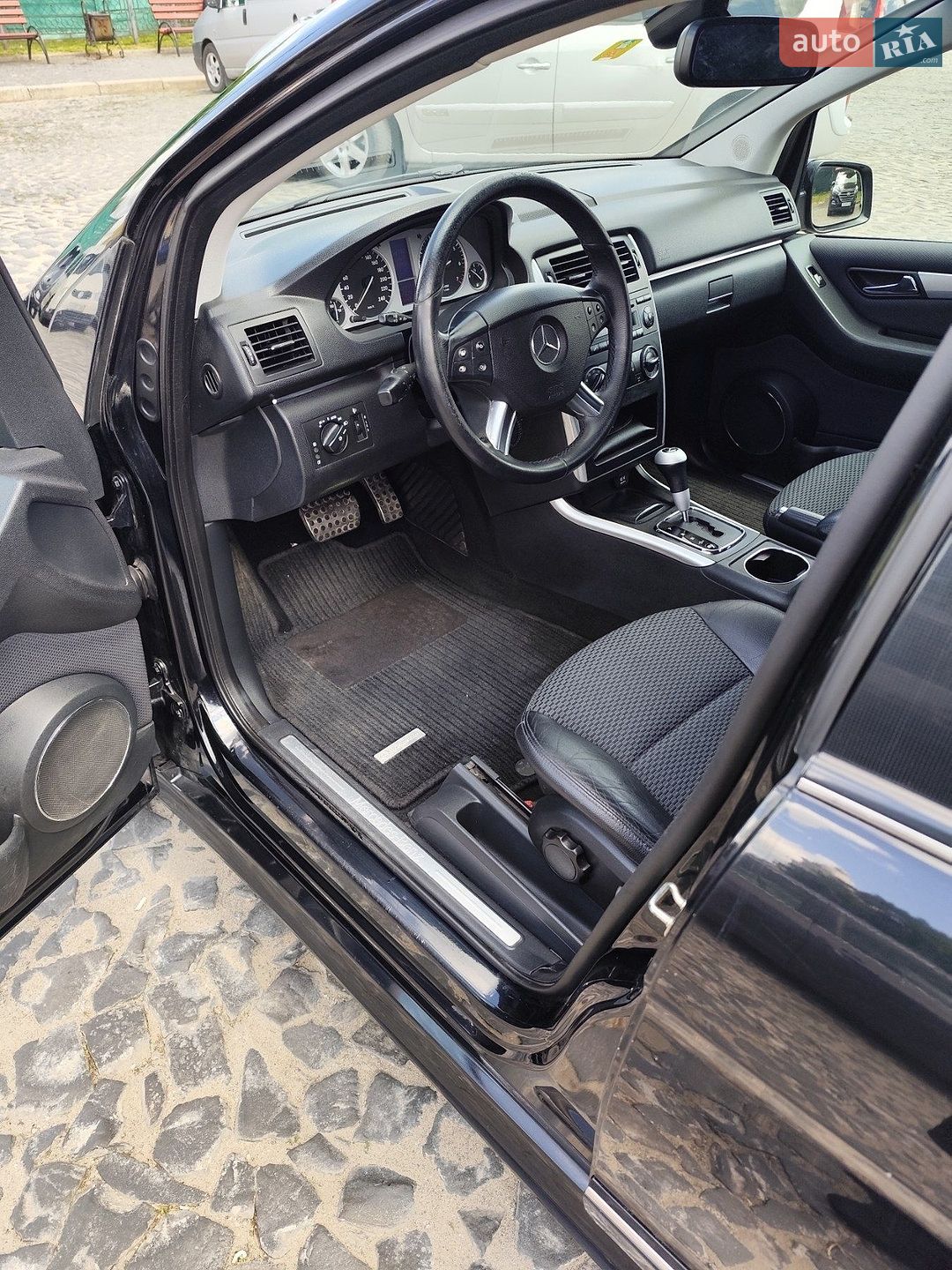 Mercedes-Benz B-Class 2008 VIN WDD2452321J438909 фото оголошення 9 з 16