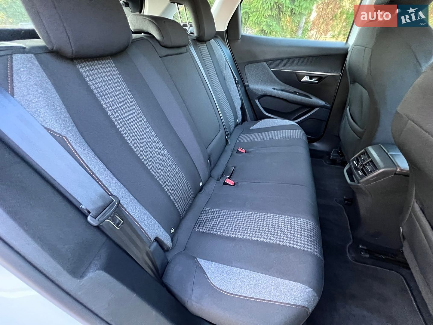 Peugeot 3008 2020 VIN VF3MCYHZRLS235837 фото оголошення 46 з 51