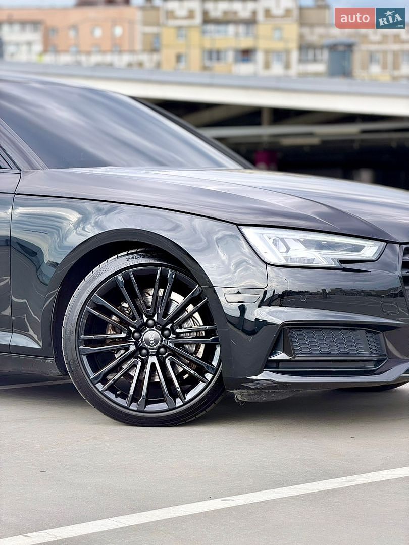 Audi A4 2019 VIN WAUHMAF41KA062623 фото оголошення 2 з 39
