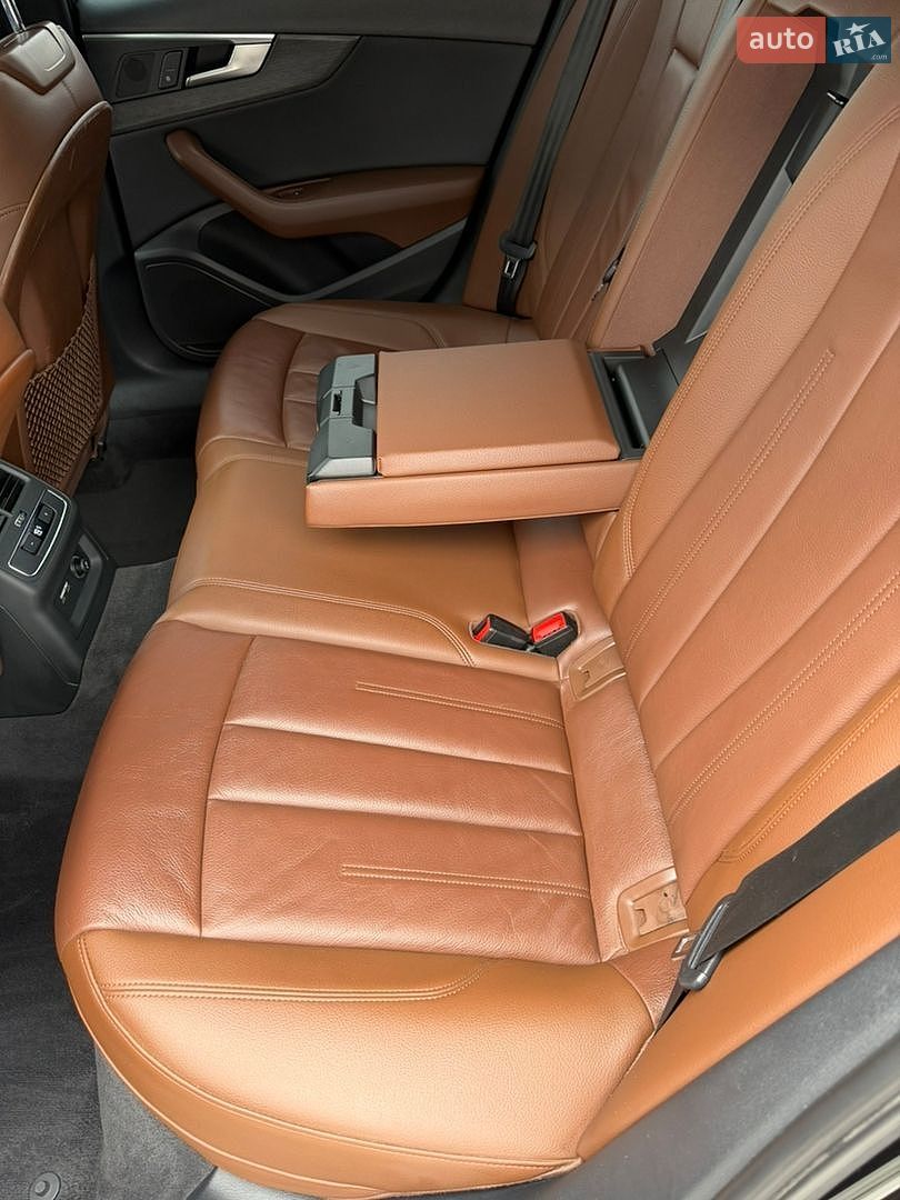 Audi A4 2019 VIN WAUHMAF41KA062623 фото оголошення 25 з 39