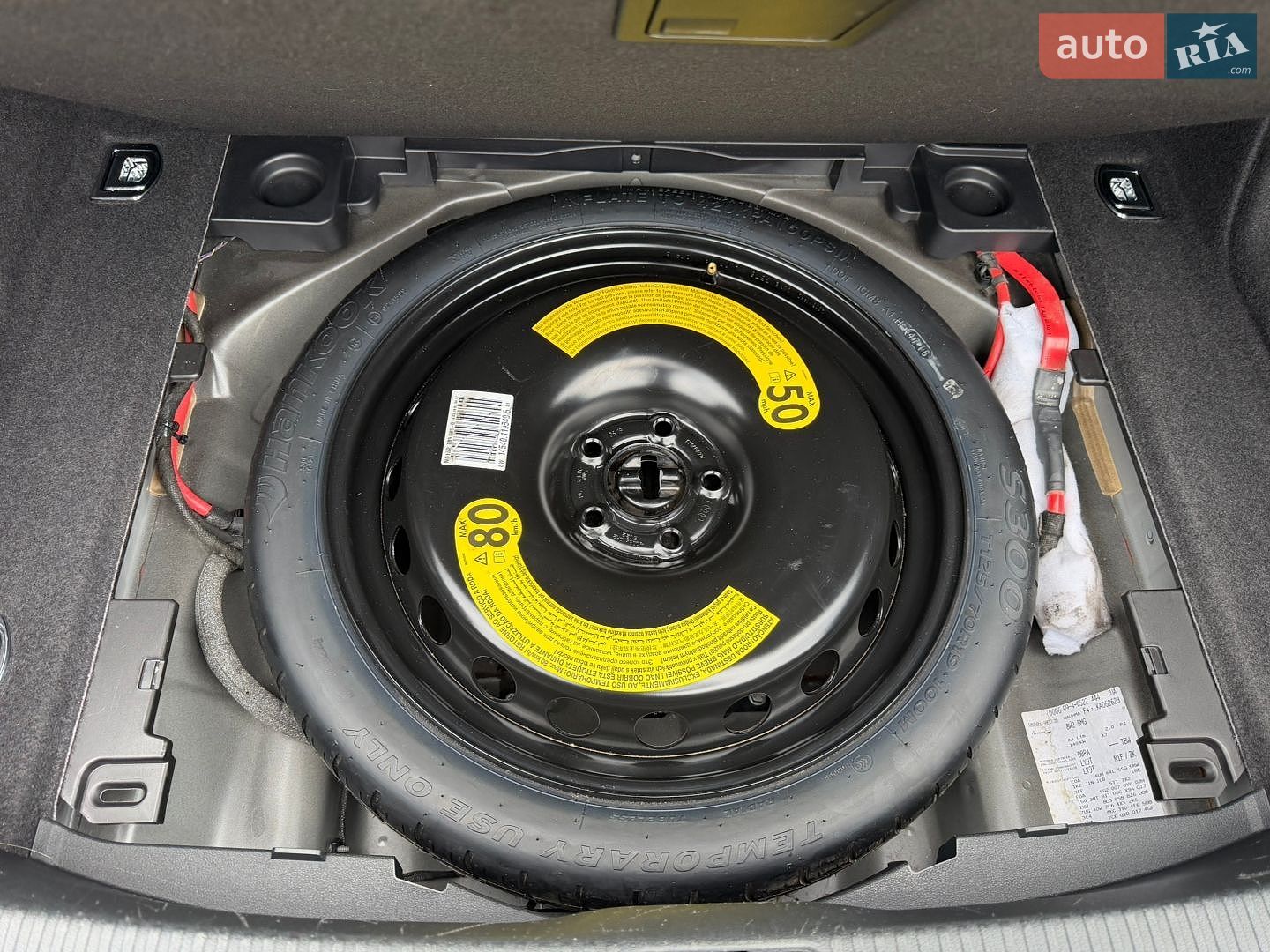Audi A4 2019 VIN WAUHMAF41KA062623 фото оголошення 28 з 39